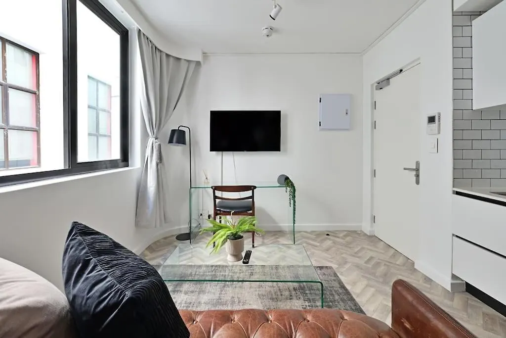 Ferienwohnung Ella - Chic Studio Living In Central Kapstadt